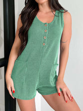 The Airy Essence Romper in green styled with espadrilles – fresh vibe for lunch dates or wine tastings.