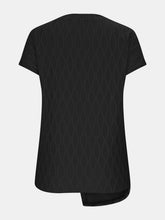 A close up back photo of the Black Ruched Wavy Pattern Round Neck Short Sleeve T-Shirt.