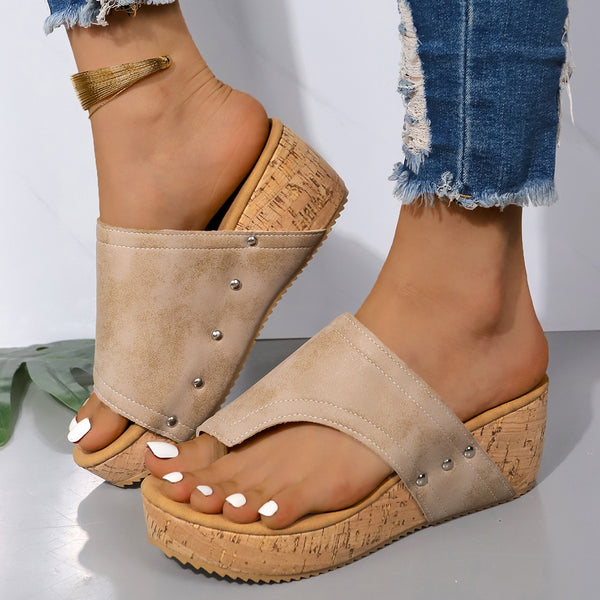 Model wearing PU Leather Wedge Sandals in Dust Storm