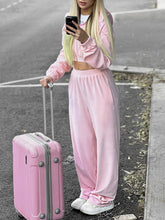 Side view of QeNora Zip & Pocket Set dusty pink