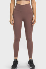  front view of solunexa fit leggings brown color activewear