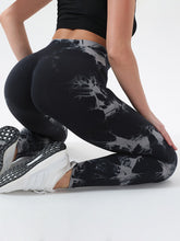 back view squat asana in veloraform leggings black