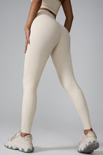 back view walking in vshapeflex active leggings ivory