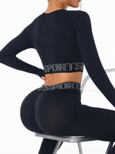 Model doing squats in gym wearing Black ZephyrCore MotifFit Active Set and trainers.